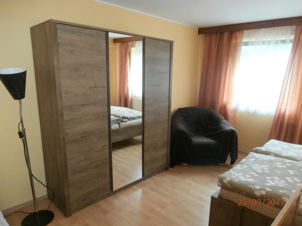 Apartman Aya Janov nad Nisou Zewnętrze zdjęcie